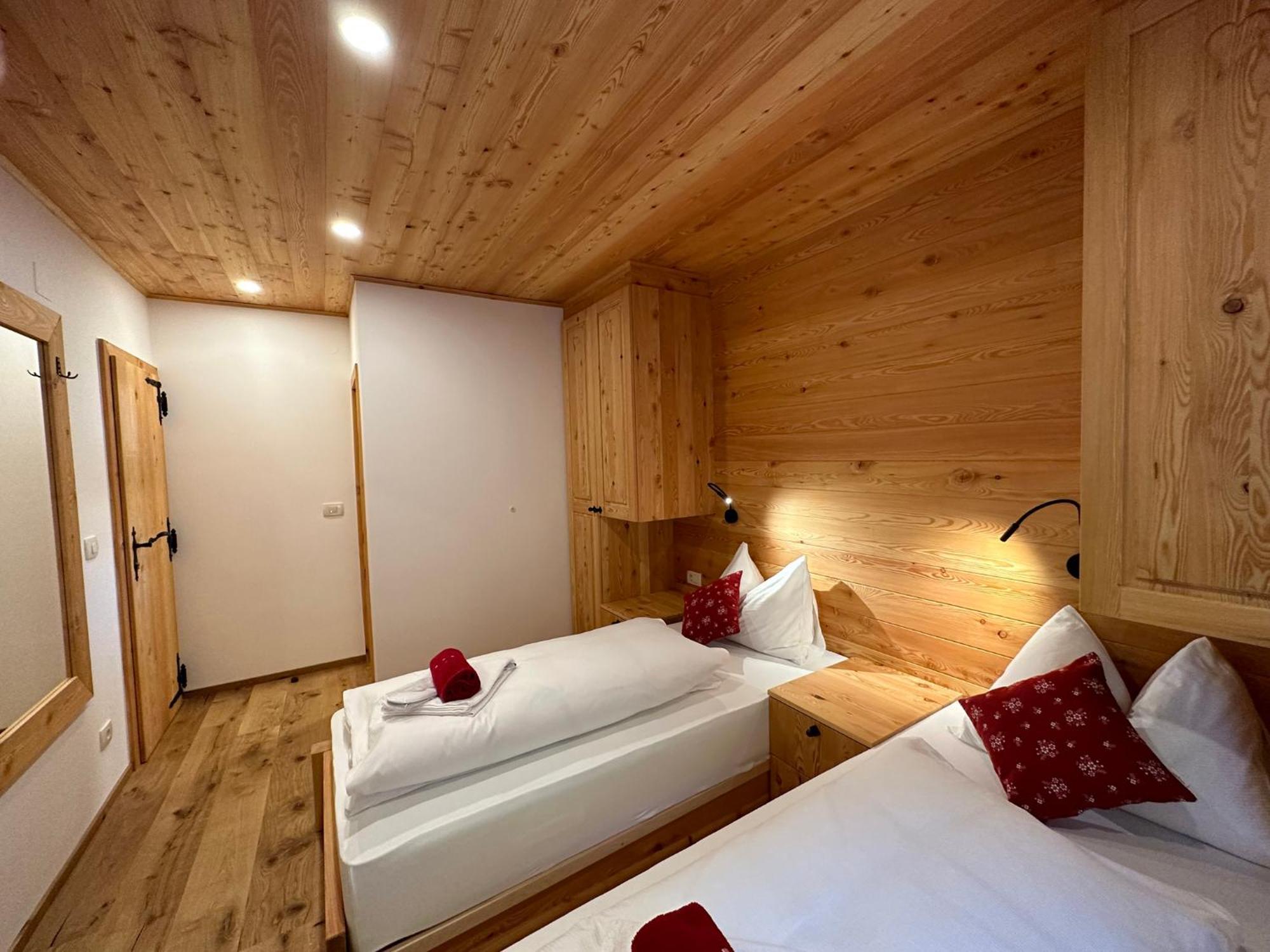 Hotel Surc 克拉尼斯卡戈拉 外观 照片
