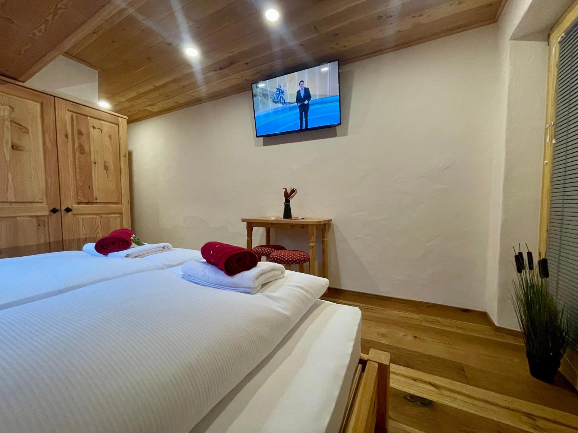 Hotel Surc 克拉尼斯卡戈拉 外观 照片